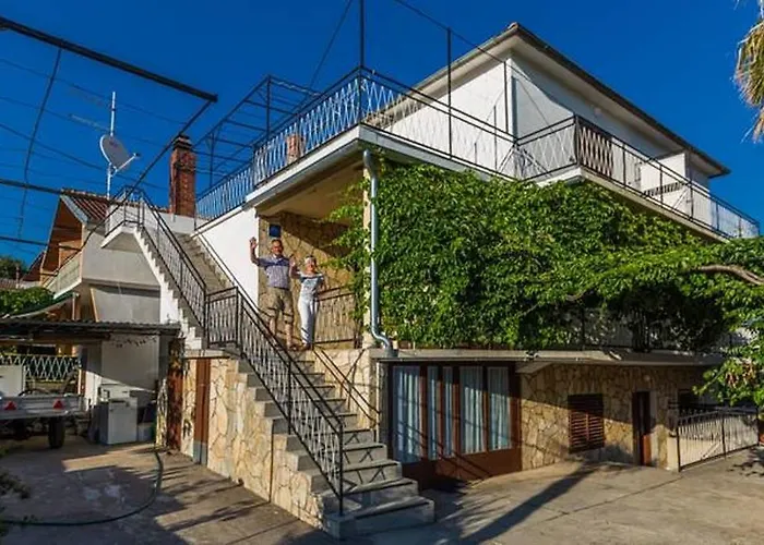 A & G Petrovic 피로바츠